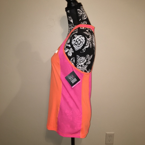 Adorable Victoria's Secret Sport Work Out Tank - Picture 2 of 4